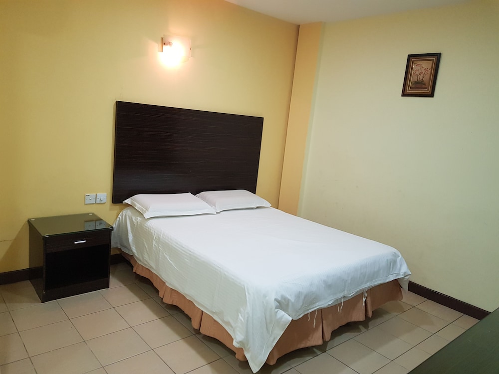 New City Hotel 20/34