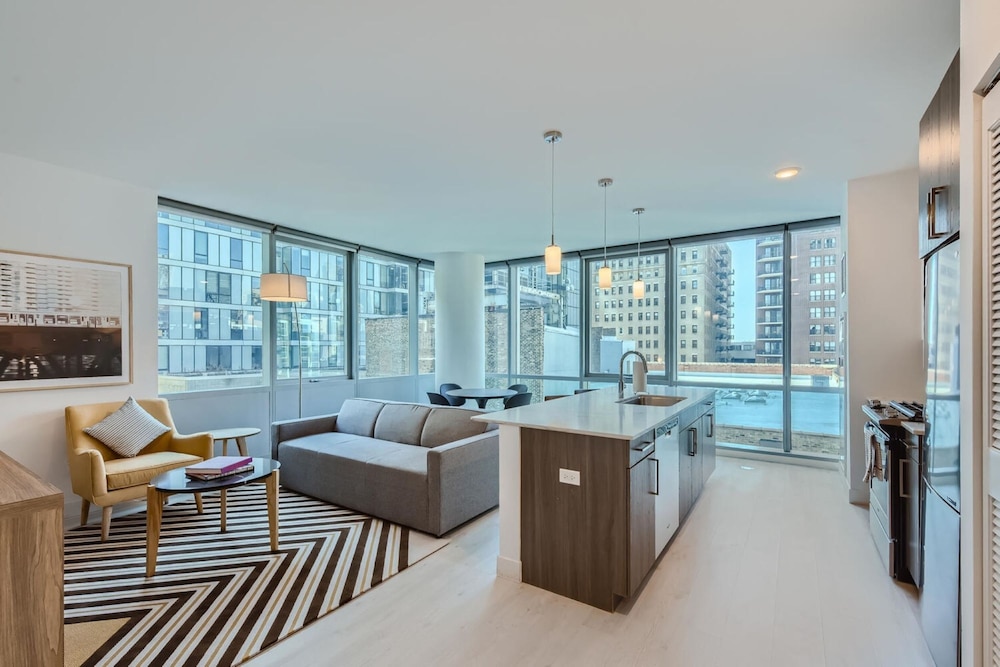 Sentral Michigan Avenue 39/58
