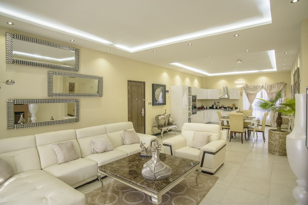The Landmark Suites 14/34