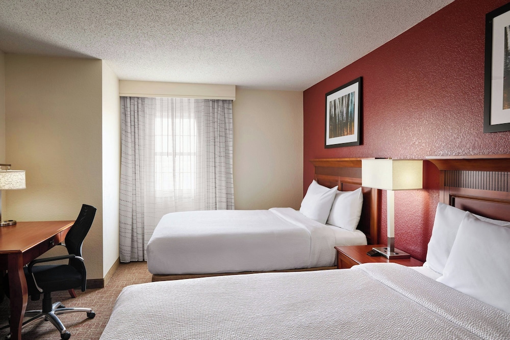 Residence Inn Marriott Joplin 8/41