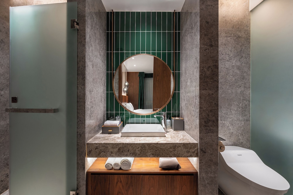 Novotel Shanghai Baoshan Jiusi 38/46