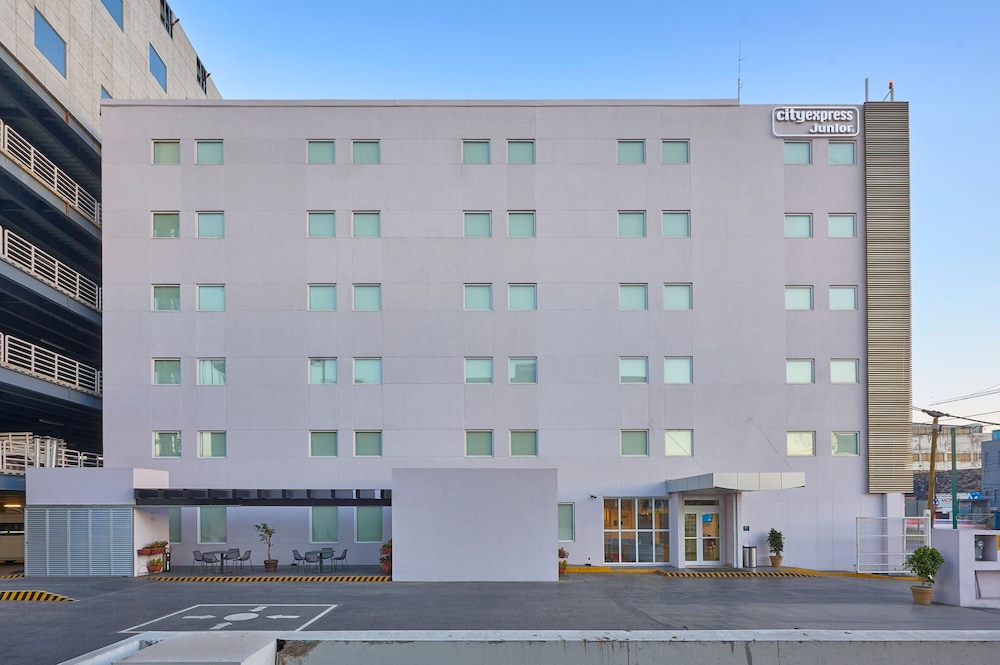 City Express Junior by Marriott Toluca Zona Industrial 2/39