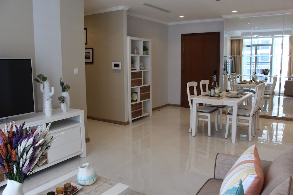 Hoasun Boutique Apartment - Vinhomes Central Park 21/50