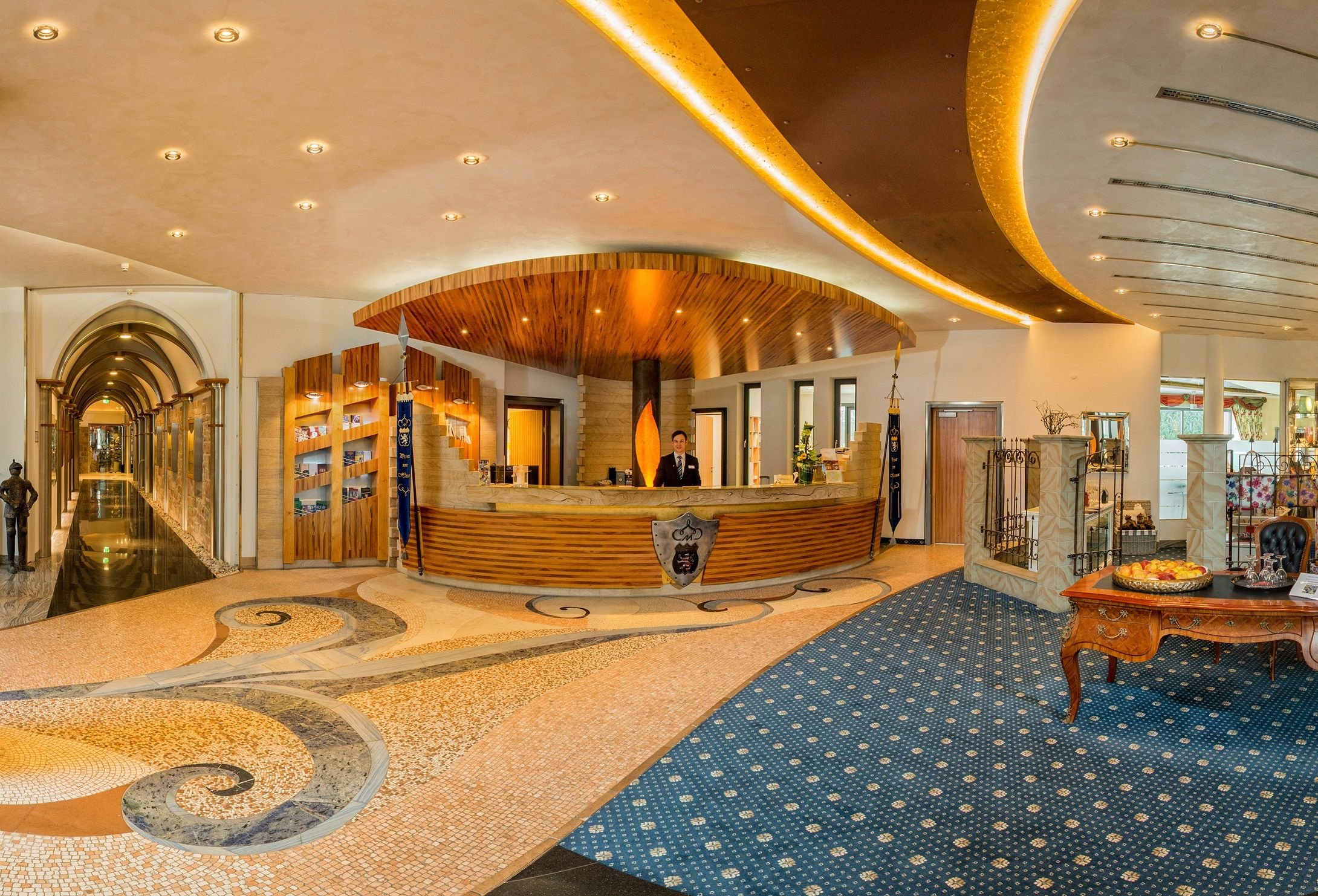 Gobels Schlosshotel Prinz von Hessen 1/12