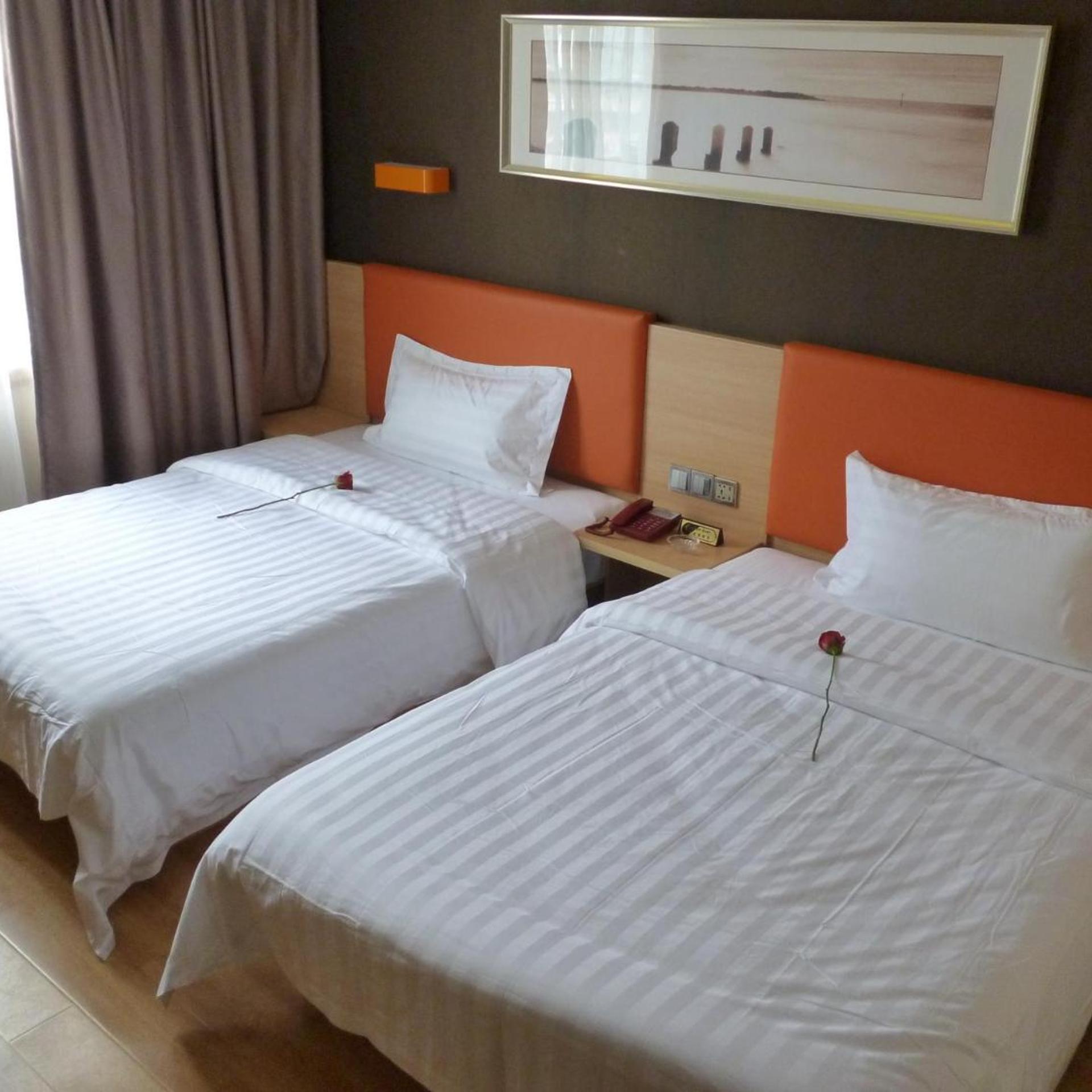 7 Days Premium(Kuizhou Avenue Fengjie) 4/18