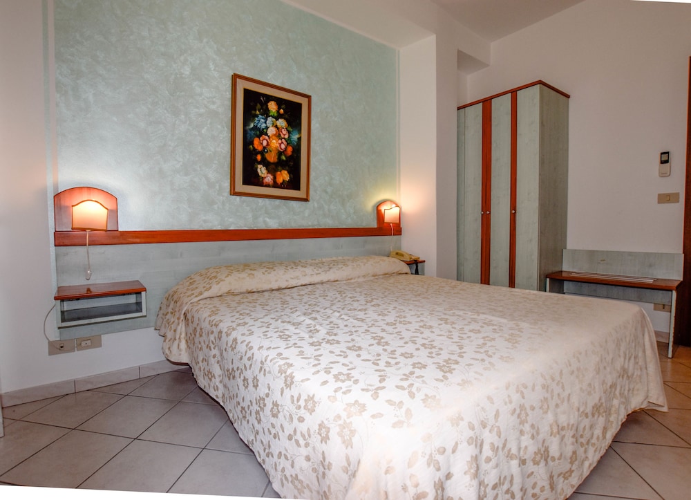 Hotel Condor 14/71