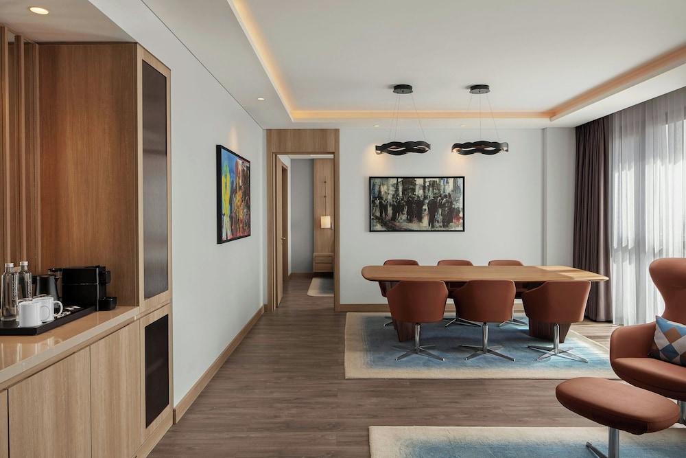 Courtyard by Marriott Dakar Diamniadio 67/89