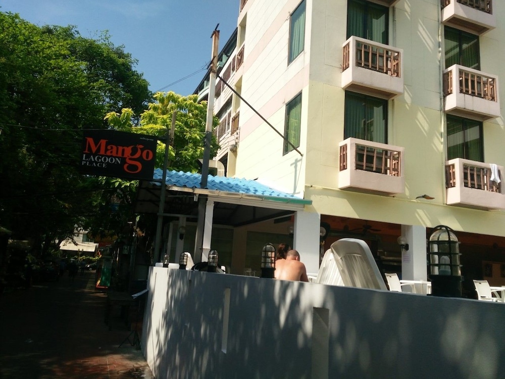 Mango Lagoon Place 9/50