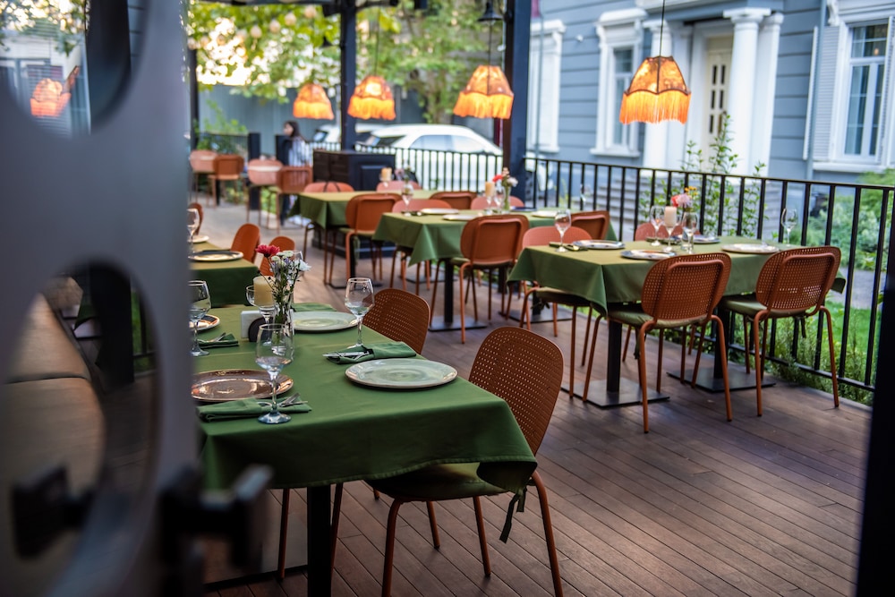 Hotel Twenties Tbilisi - Stay & Dine 48/65