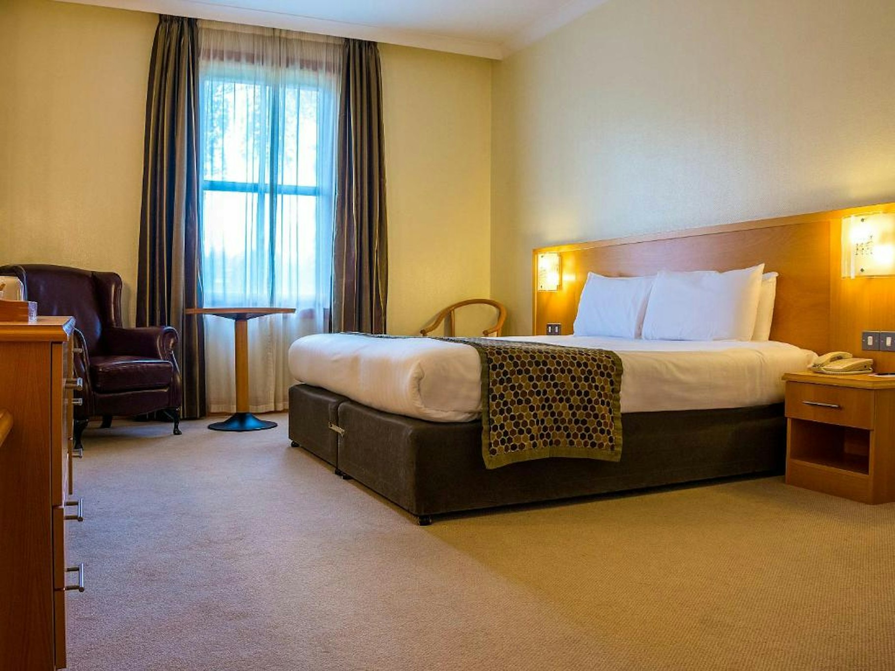 Great National Hotel Ballina 29/92