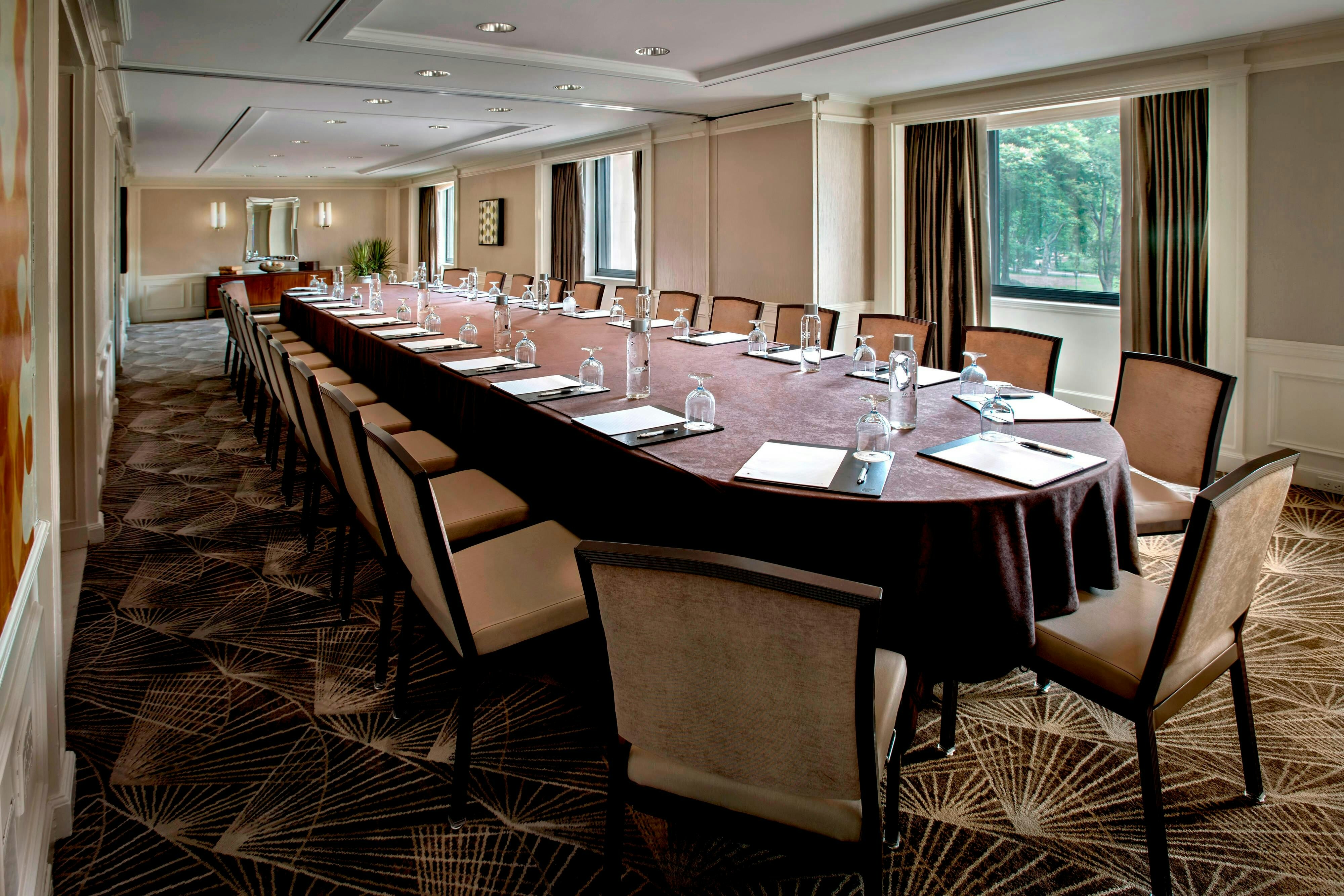 JW Marriott Essex House New York 26/28