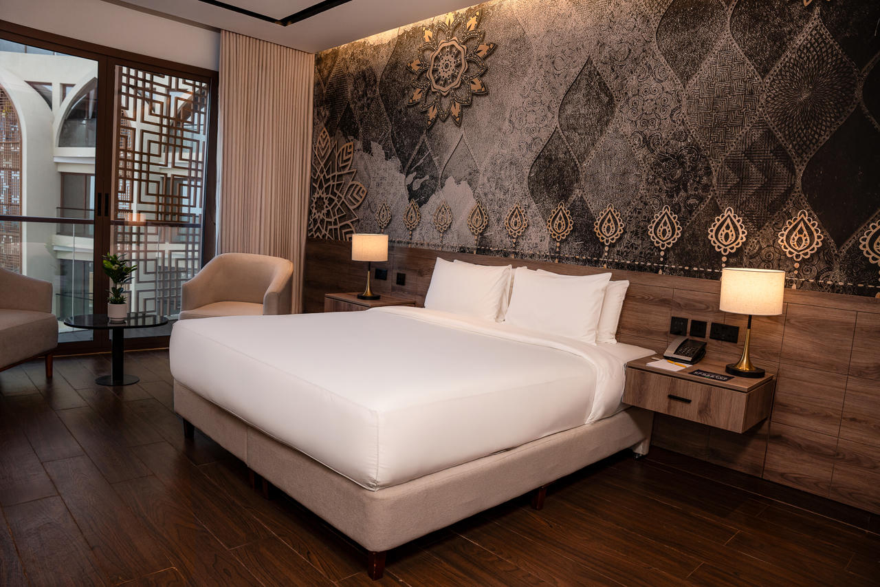Golden Tulip Muscat The Village 8/34
