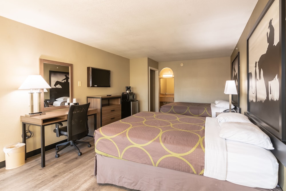 Super 8 By Wyndham Dallas East Near Fair Park Downtown 6/21
