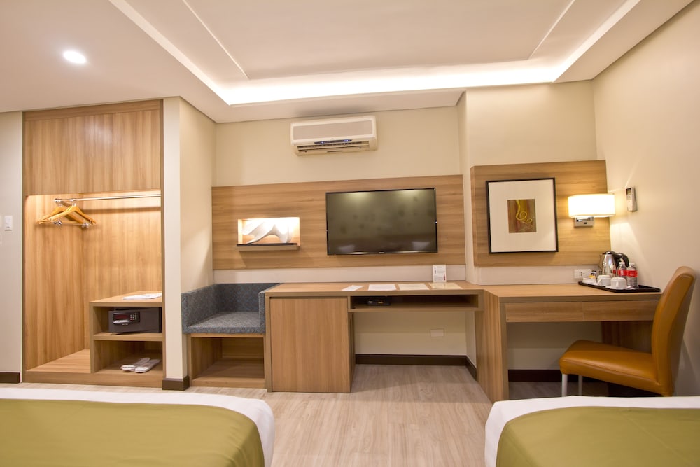 Crown Regency Hotel Makati 27/50