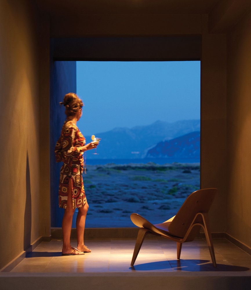 THALATTA SEASIDE HOTEL 29/73