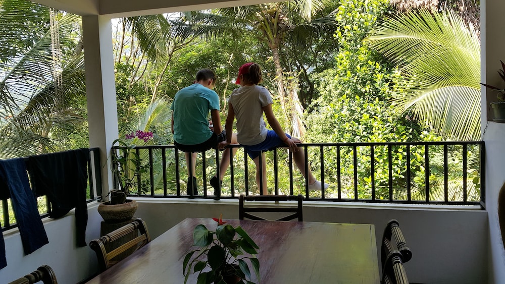 Riverside Homestay Apartments photo4