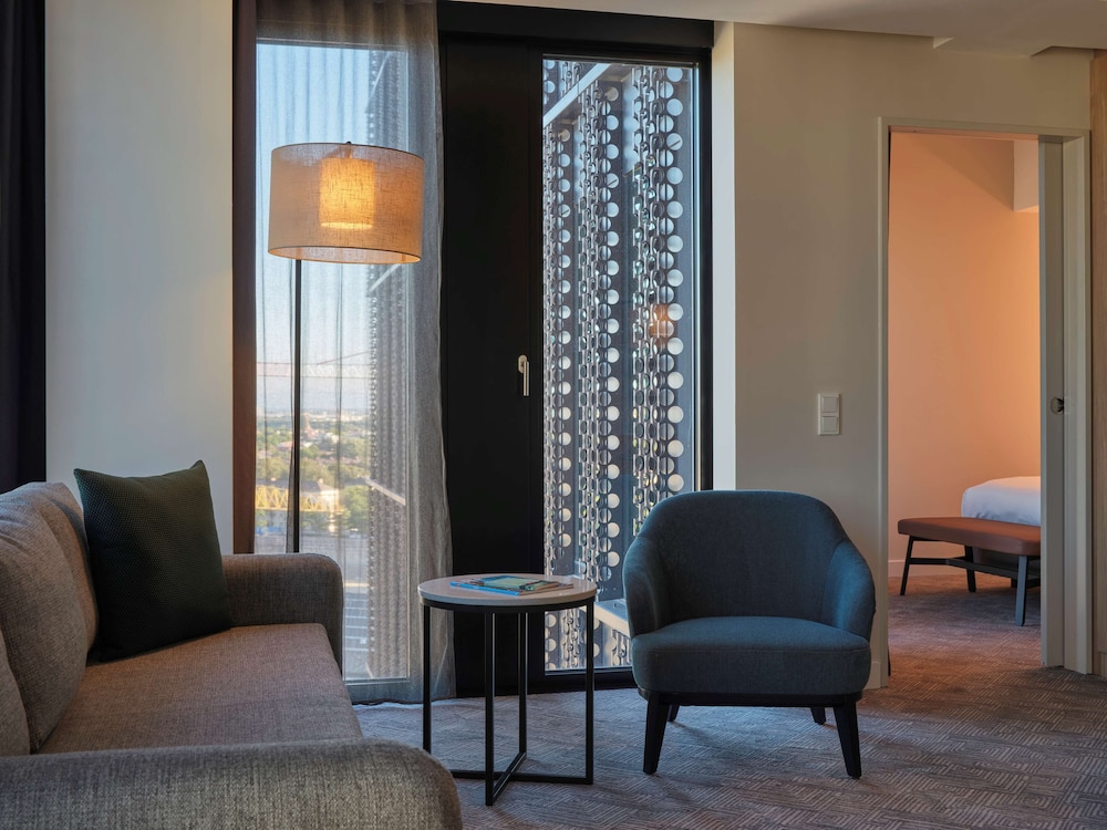 Adina Apartment Hotel Munich 40/63