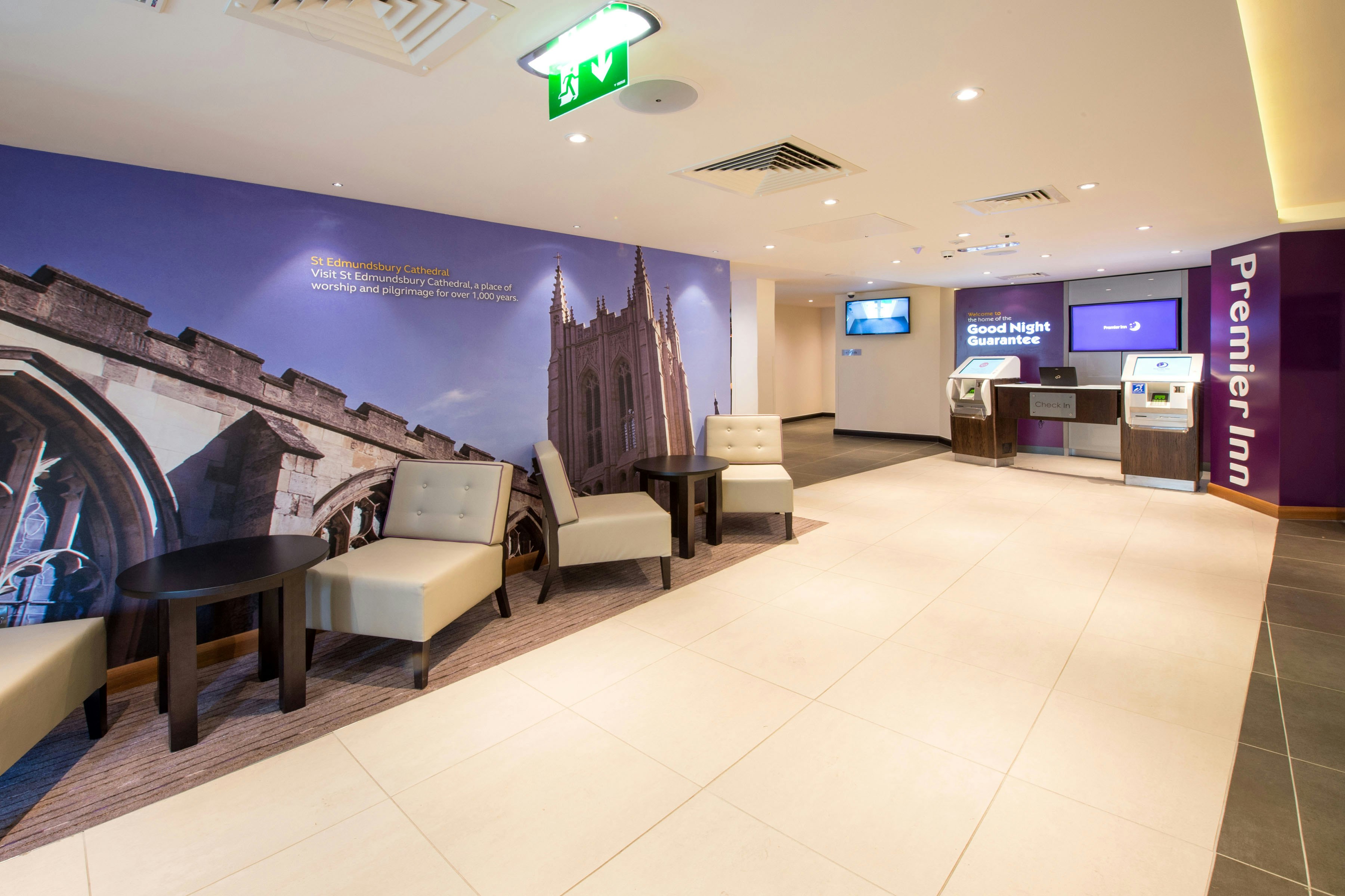 Premier Inn Bury St Edmunds Town Centre 26/40