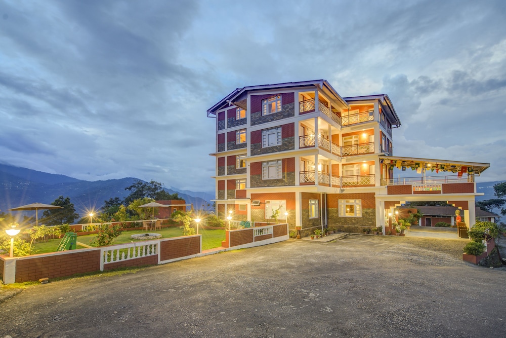 Summit Tashi Ghang Heritage Resort Pelling 1/27