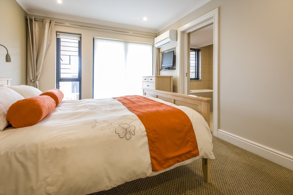 Orange Inn Knysna 14/46