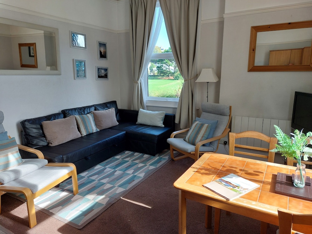 Abbey View Holiday Flats 23/48