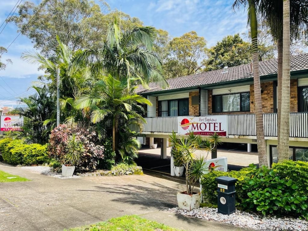 Port Stephens Motor Lodge 8/45