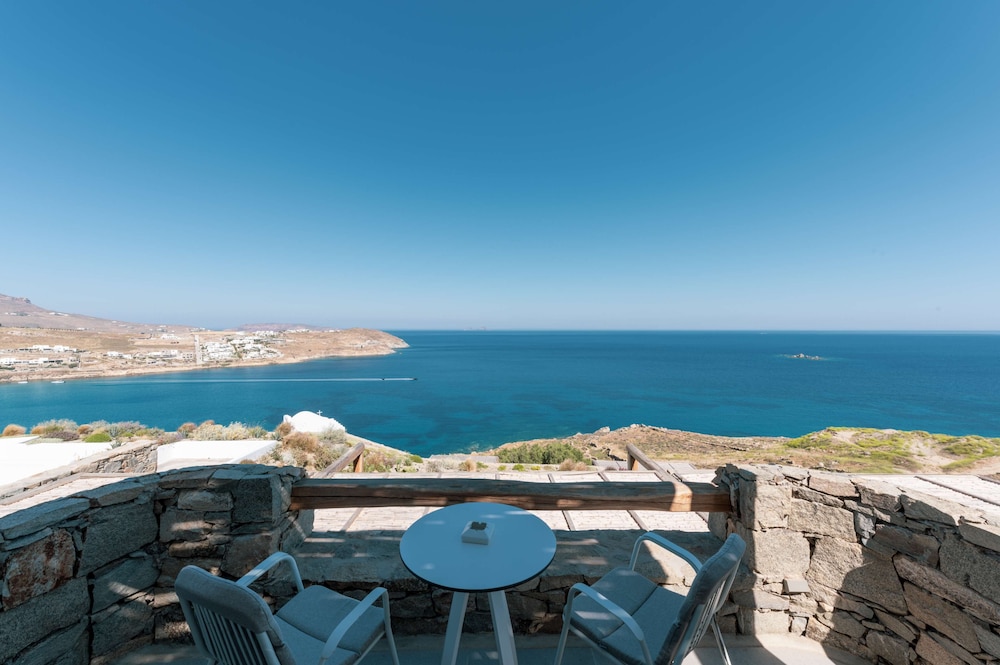 Radisson Blu Euphoria Resort 72/75