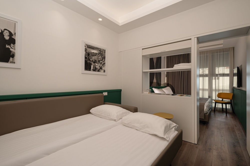 Smart Hotel - Naples Harbour 17/71