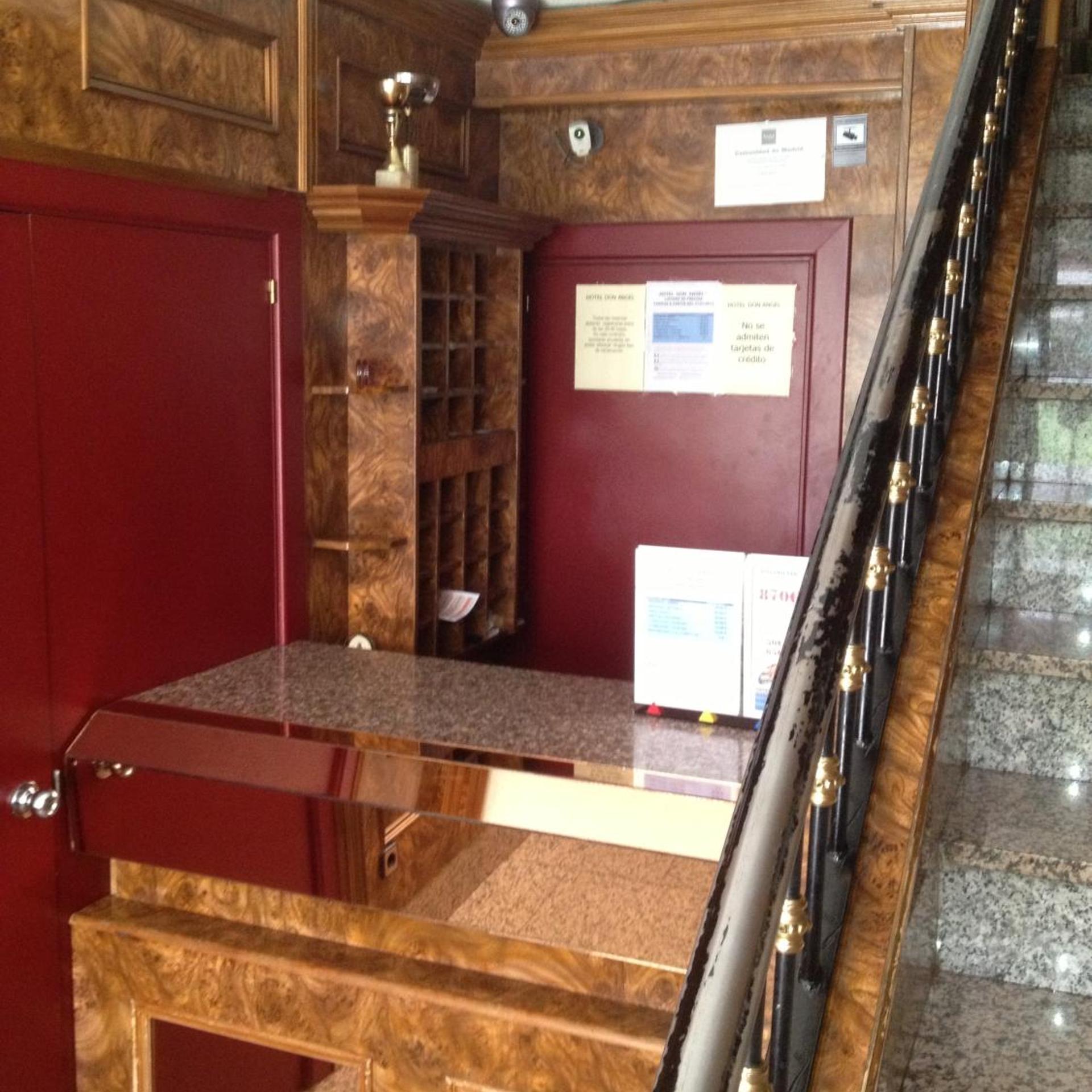 Hotel Don Angel 5/48