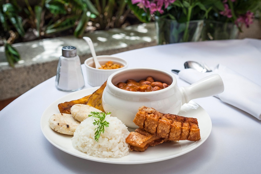 Casa Laureles Hotel 43/50
