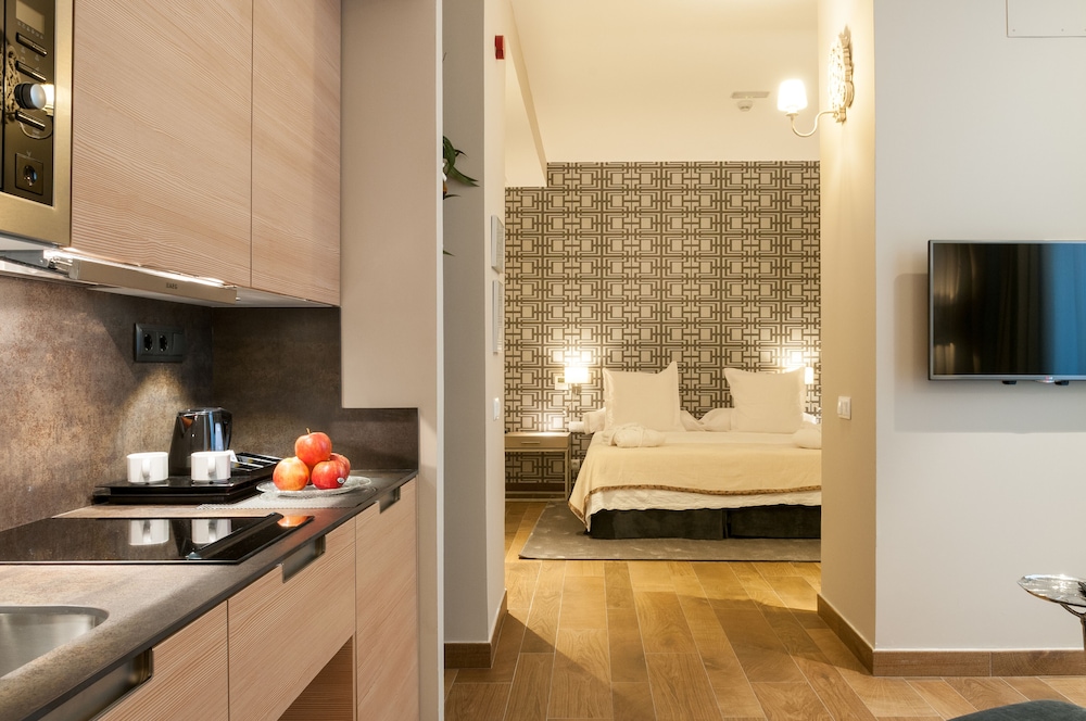 Suites Murillo Segovias 74/82