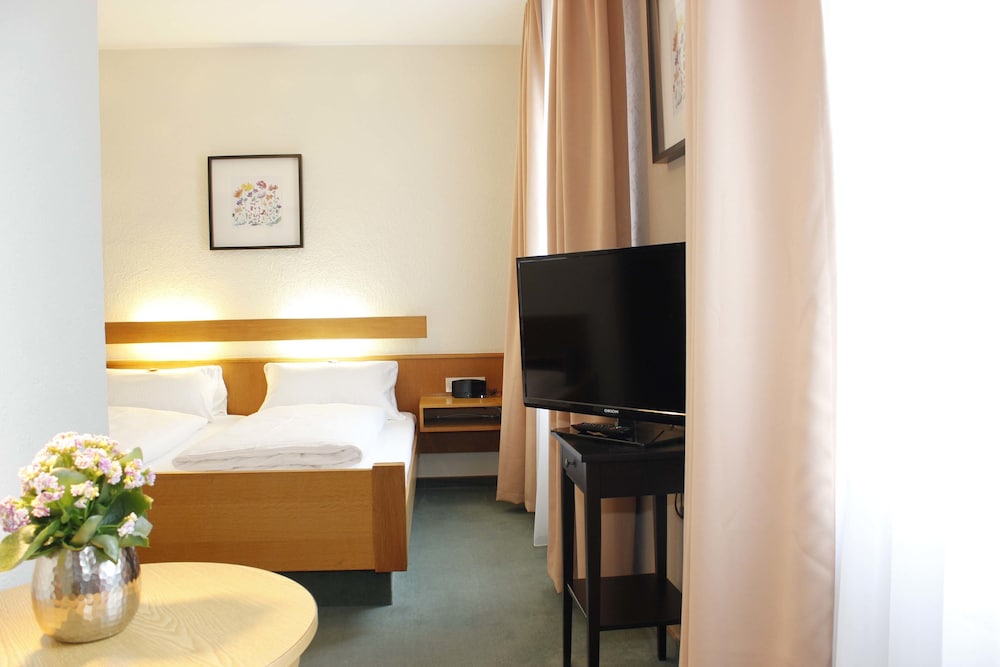 City Hotel Würzburg 35/48