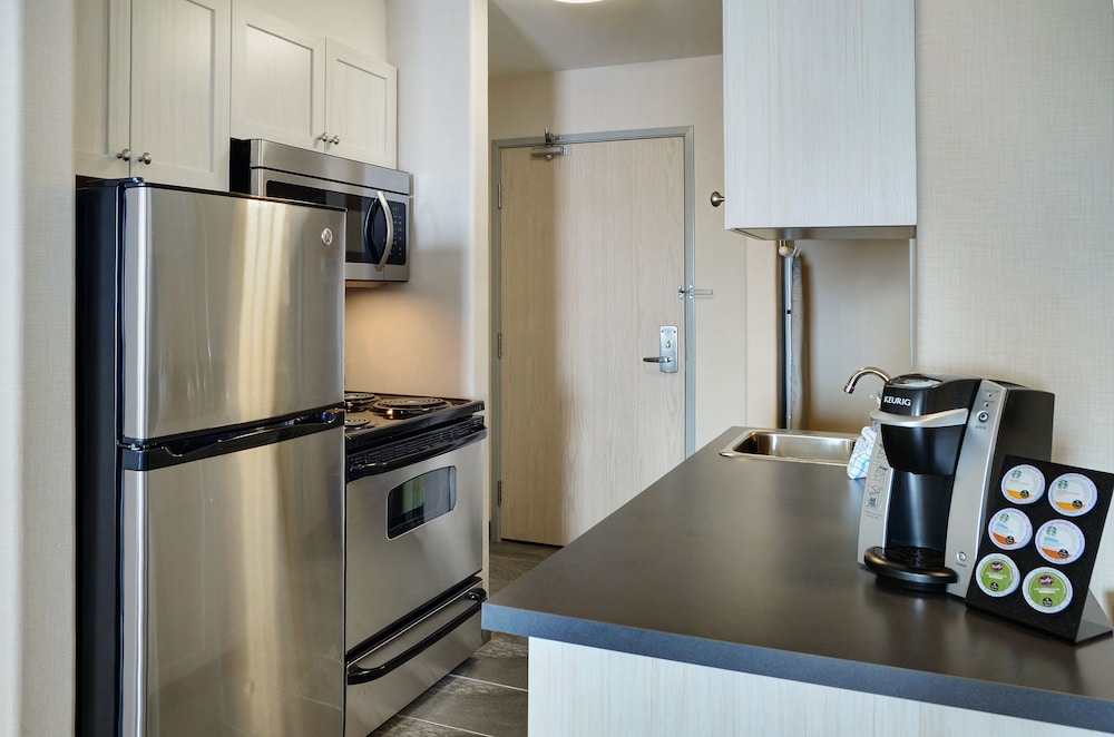 Pomeroy Inn And Suites Vermilion 14/38