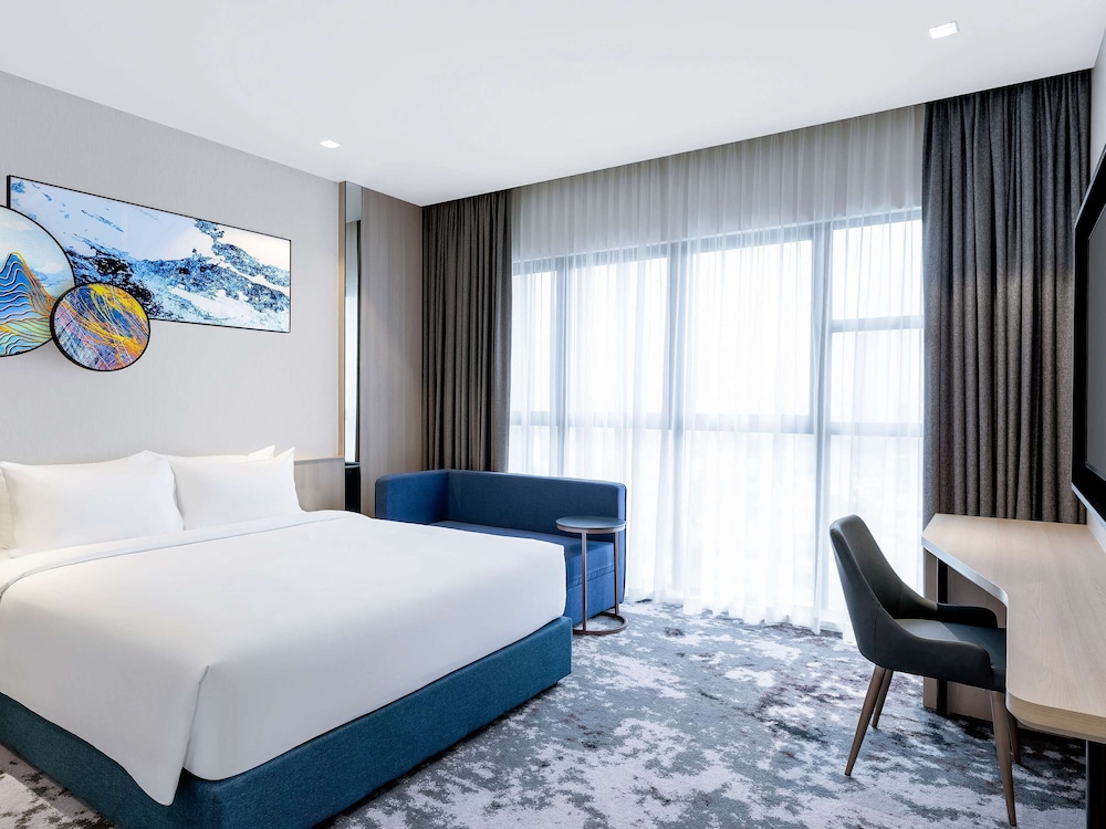 PRIVILEGE, DOUBLE BED