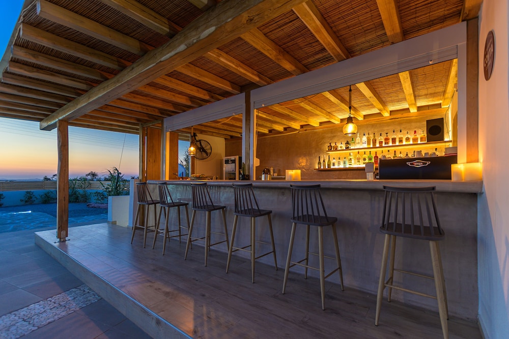 Naxos Finest Hotel Villas 7/50
