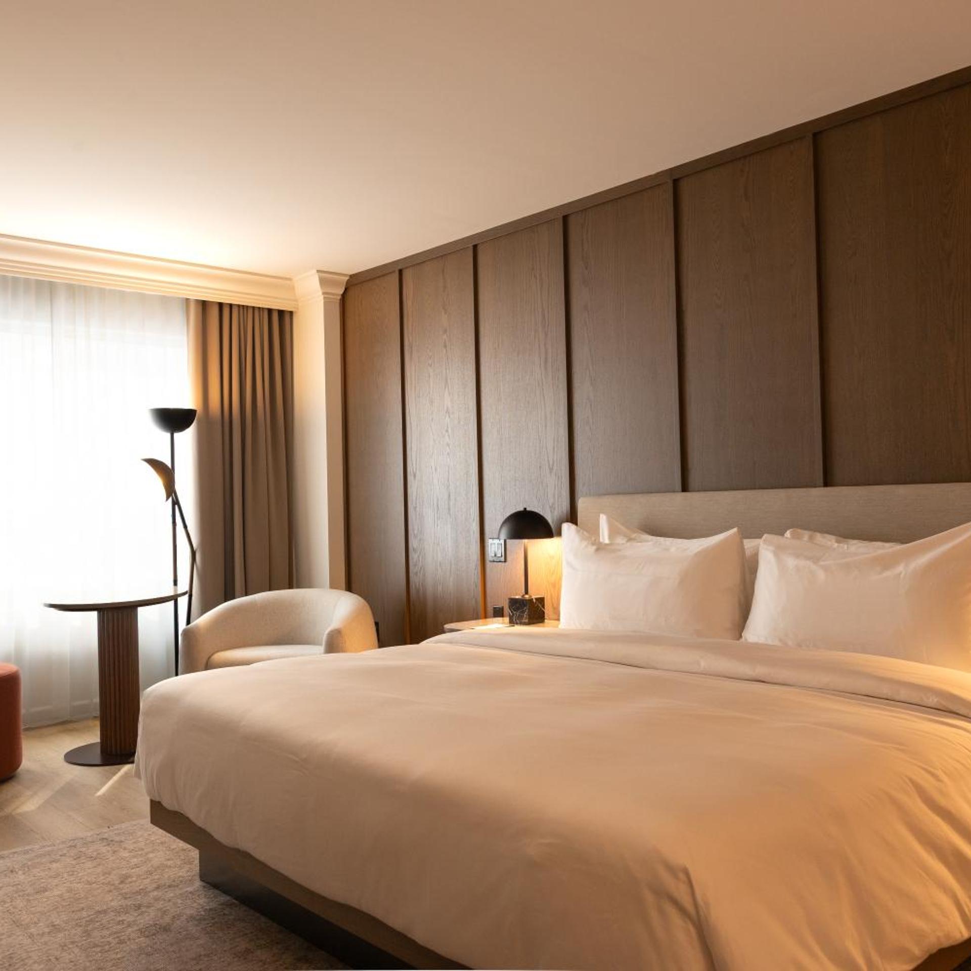 Room, King Bed, Le St Martin Hotel Particulier 3/4