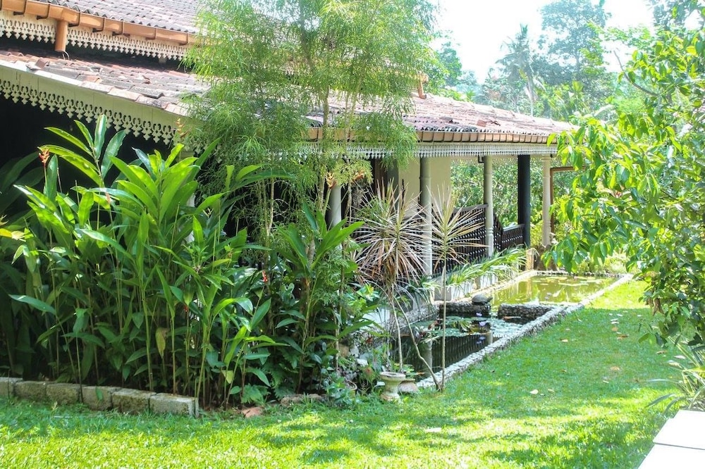 Plantation Villa 33/41