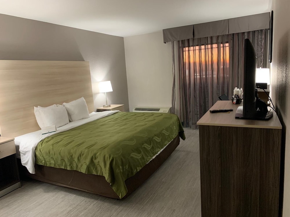 Quality Inn Airport East El Paso 22/49