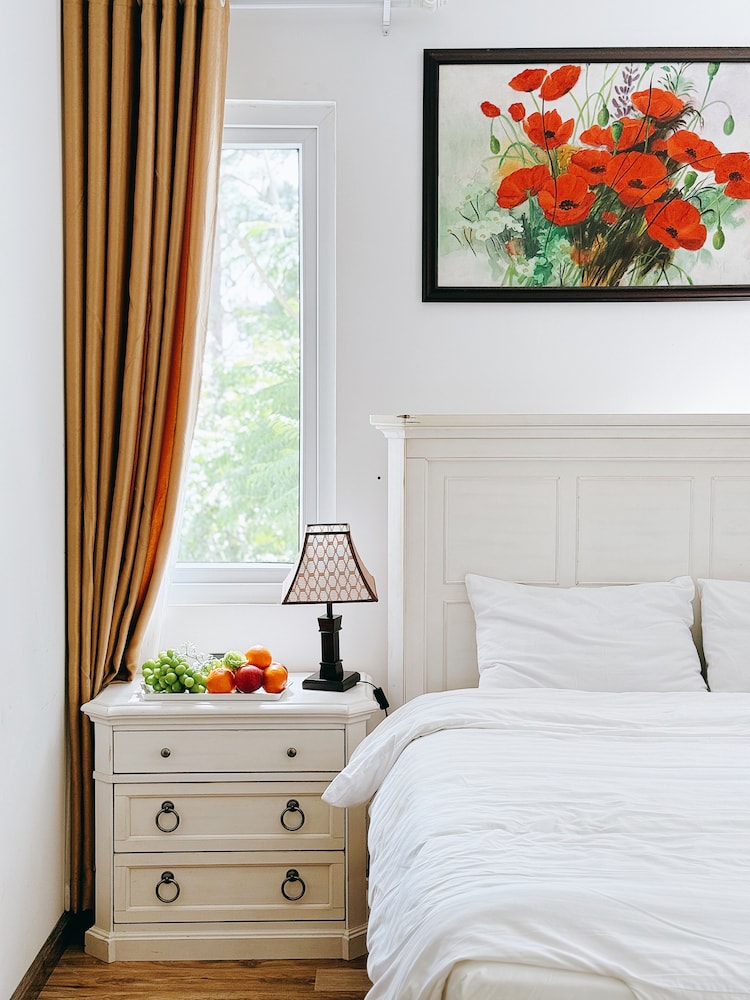 2 BEDROOMS, APARTMENT, BALCONY