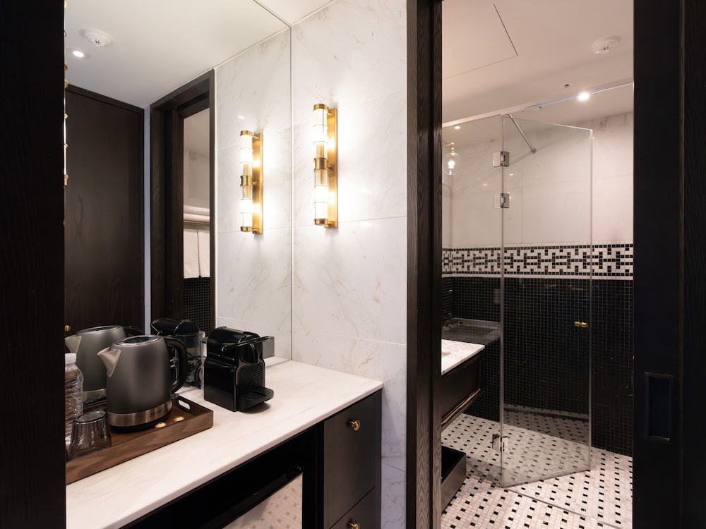 Hotel Crescendo Seoul 48/49