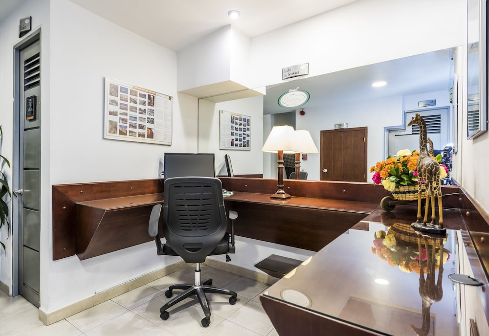 Hotel Platinum Suite 46/49