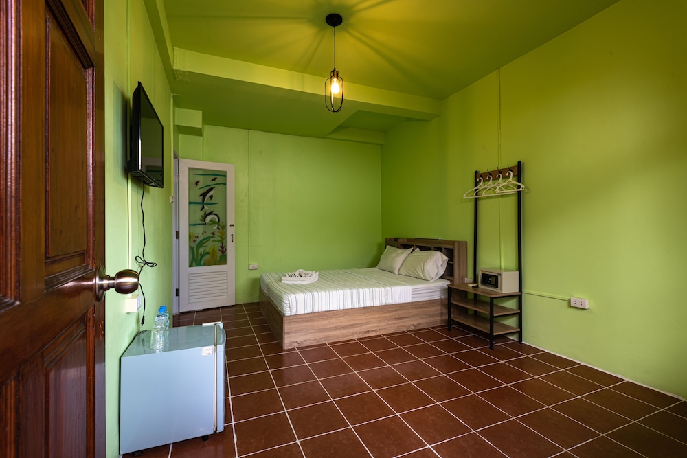 myPatong Social Hostel 47/50