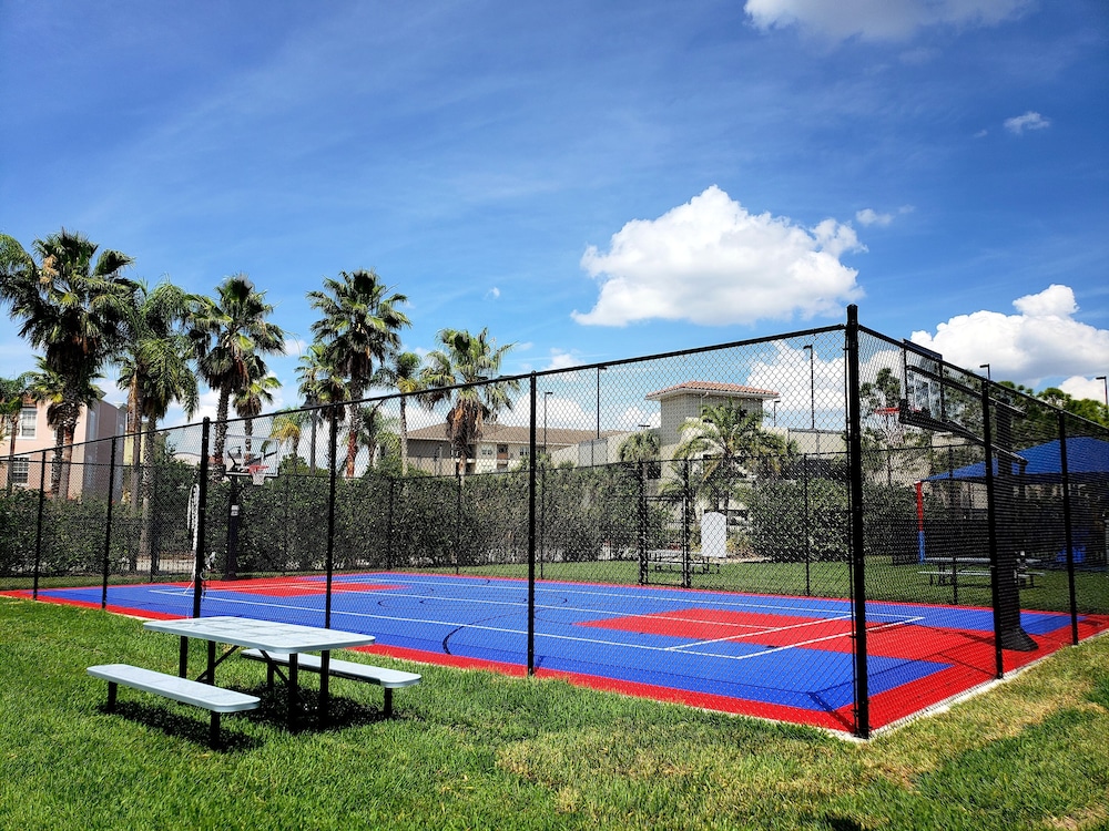 Orlando Resort Rentals near Universal 21/50