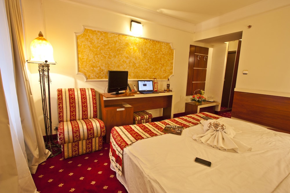 Prahova Plaza Hotel 13/35