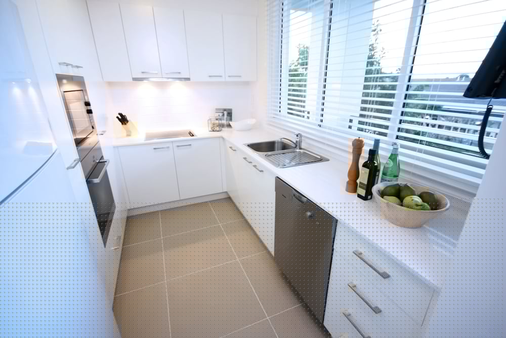DOMAIN SERVICED APARTMENTS 22/52