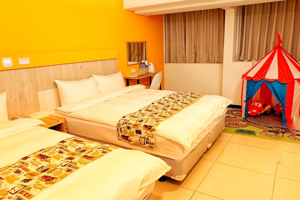 Hotel Good Night 18/49