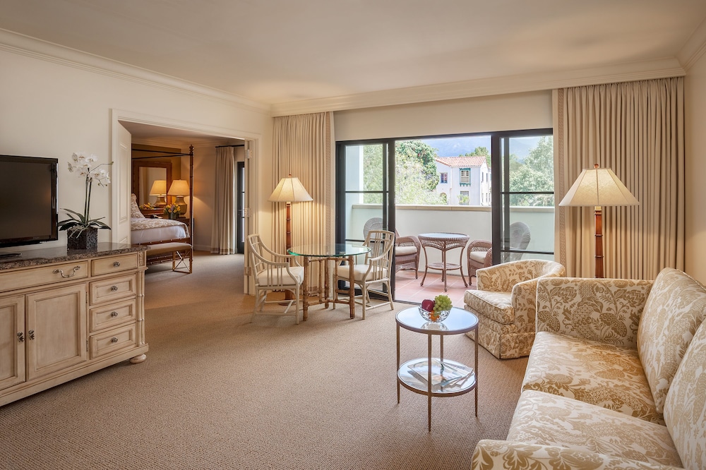 Santa Barbara Inn 33/67