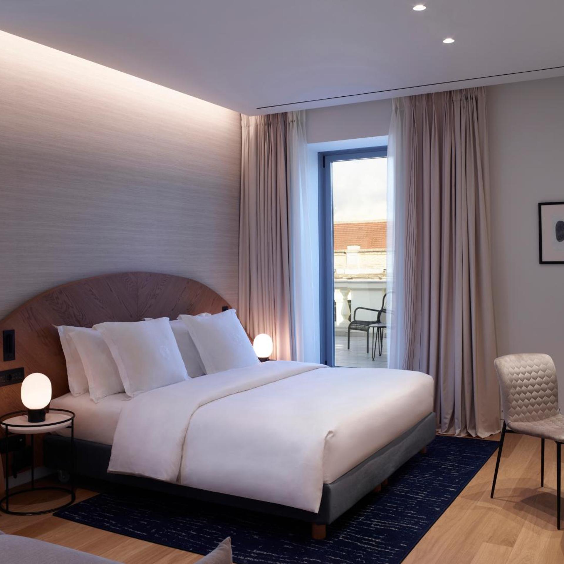 Milos, Premium, Terrace