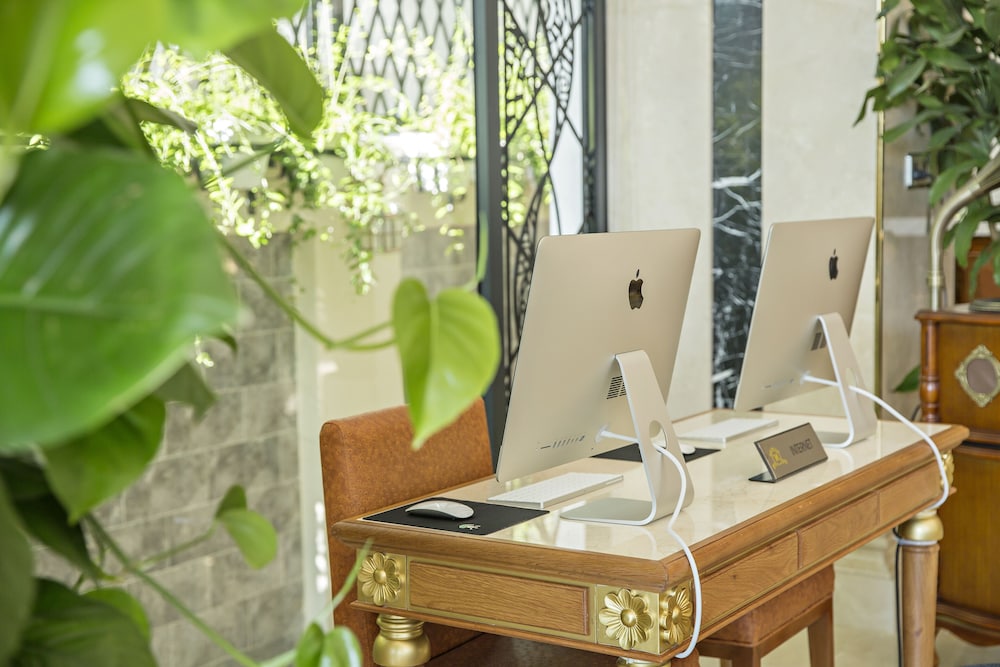 Paris Deli Danang Beach Hotel 37/80