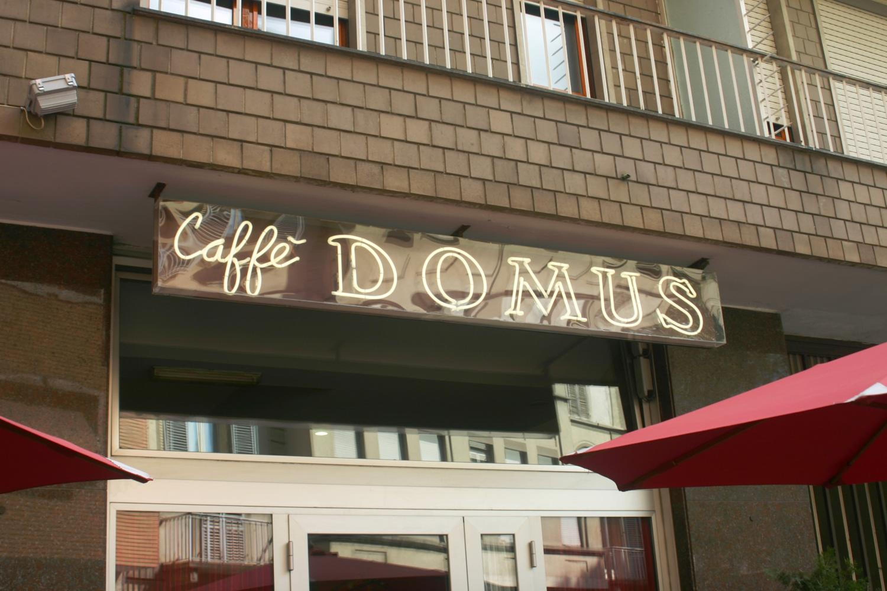 Domus 2/50